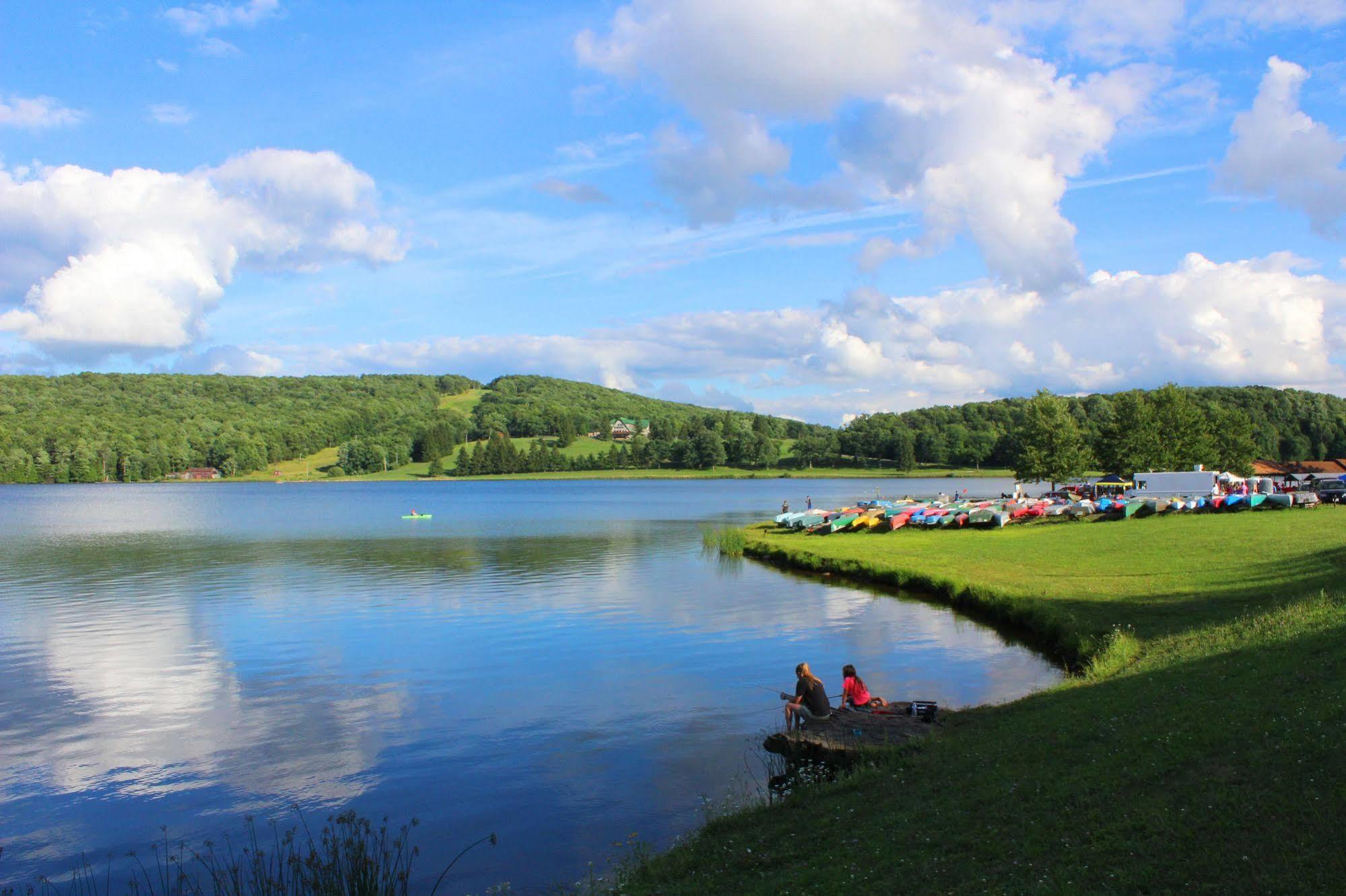 Alpine Lake Resort Terra Alta Exteriér fotografie